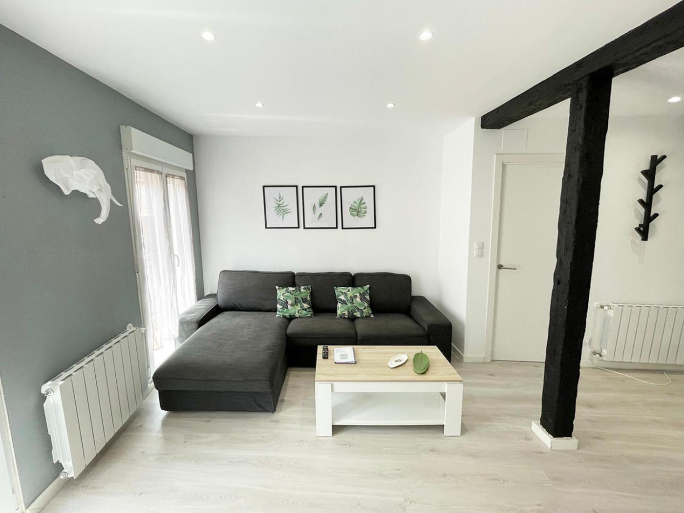 Luminoso Apartamento En Pleno Centro De Santander Bagian luar foto